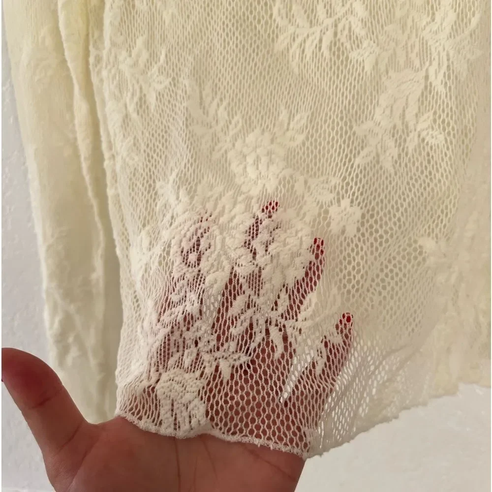 Free People bust 17”